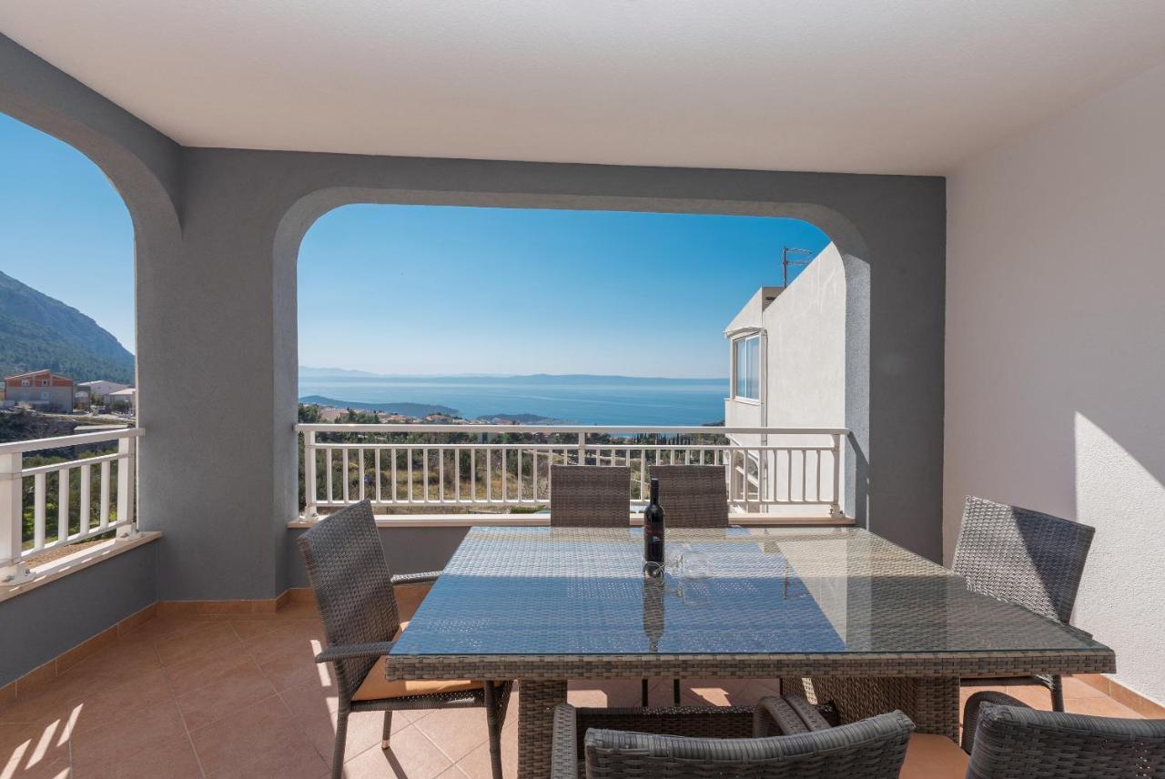 Villa Violeta With Amazing Sea View Makarska Exterior photo