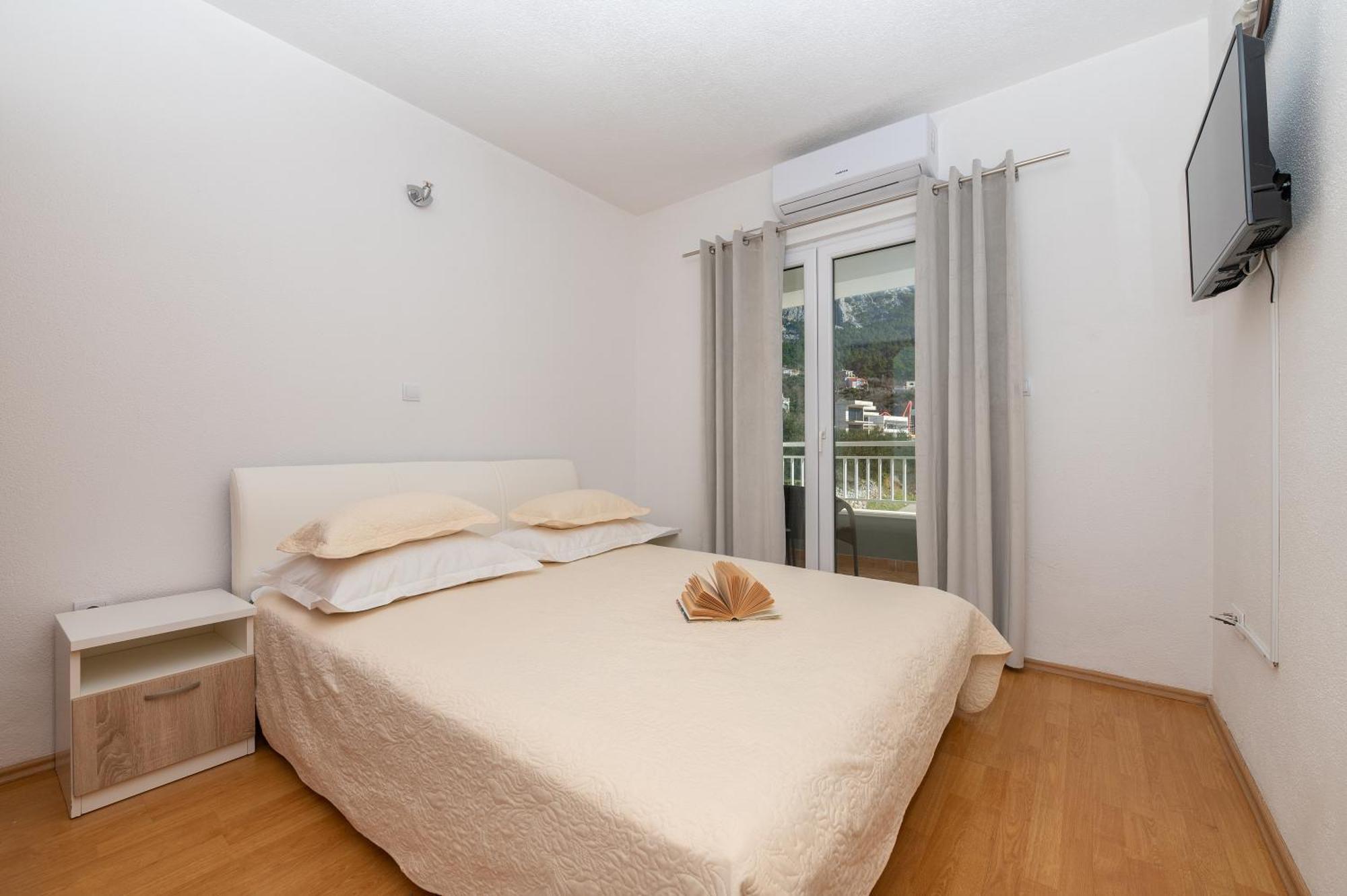 Villa Violeta With Amazing Sea View Makarska Exterior photo
